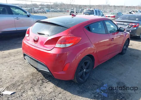 2015 Hyundai Veloster из США, поврежденный, VIN KMHTC6AD0FU245046